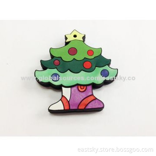 Custom Christmas tree-shaped USB flash drive, made of soft PVC material, OEM orders are welcomeNew